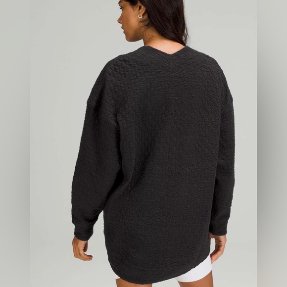 LULULEMON rippled v-neck pullover oversized black size 6 - Picture 3 of 11